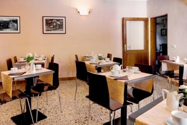 Hotel Il Cavallo باربيرينو دي موجيلو المظهر الخارجي الصورة